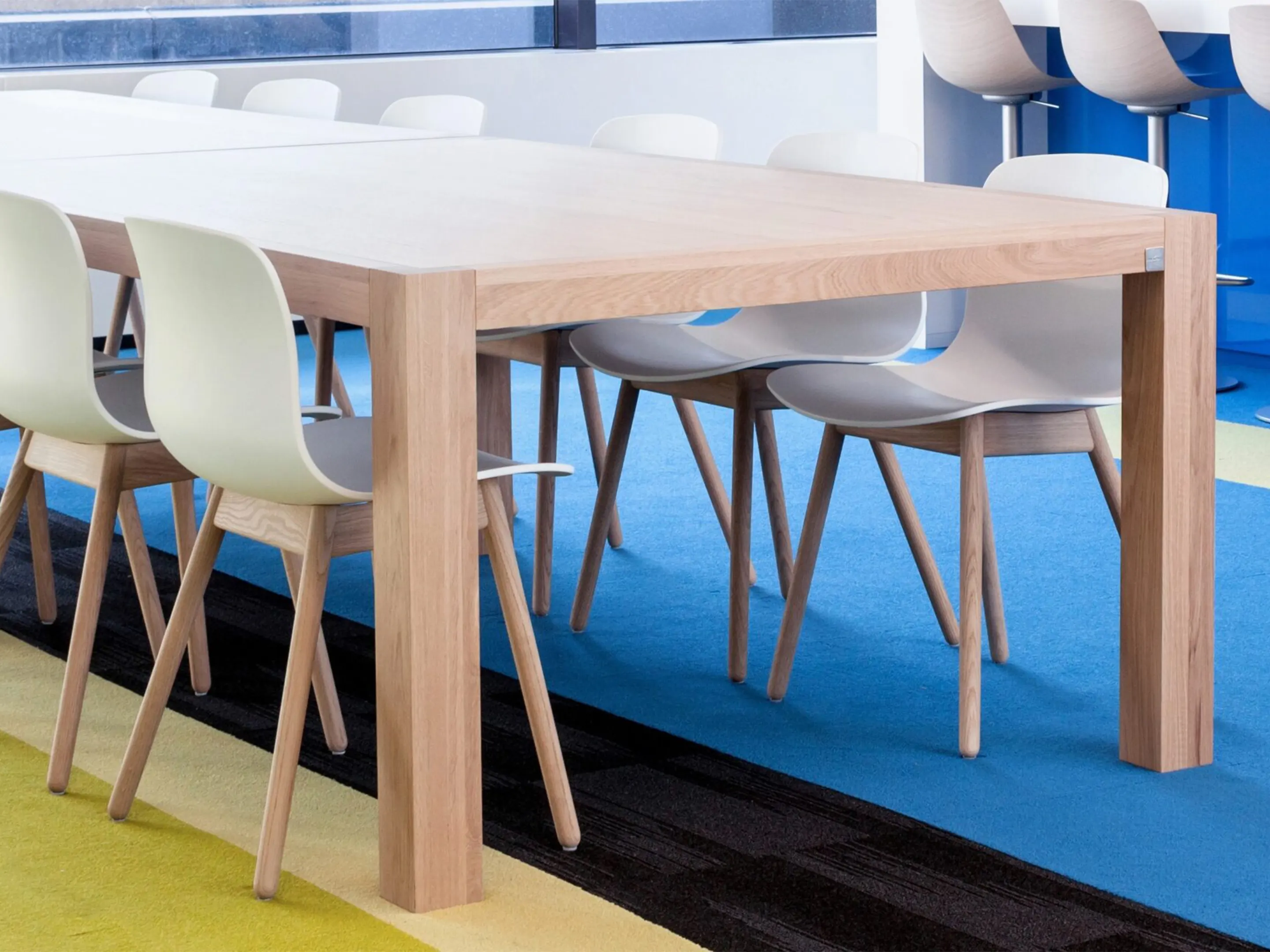 Max Vergadertafel